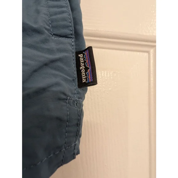 Women's Patagonia Barely Baggies Blue Athletic Shorts size Small - 2.5" inseam - Picture 3 of 10